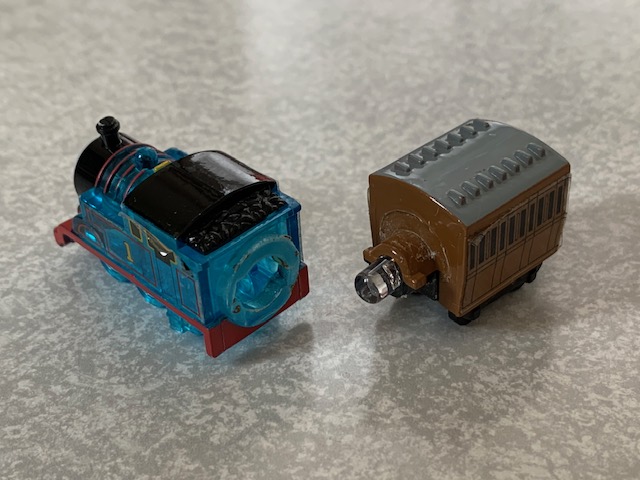 きかんしゃトーマス ピカッと ライトキーホルダー ３ とみぃーず工房